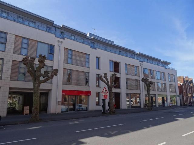 studio in CORPORATION STREET