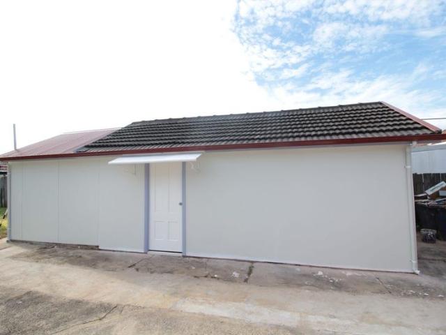 STUDIO IN CABRAMATTA WEST