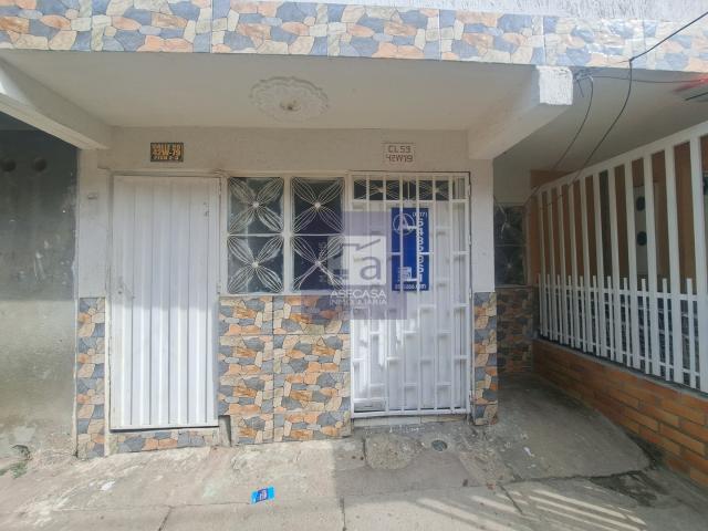 studio in Calle 59 # 42W 79 PISO 1 MANZANA J URBANIZACION ESTORAQUES