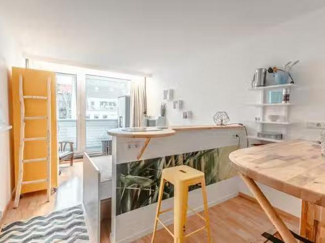 Studio in Bernhardstraße, Bayenthal