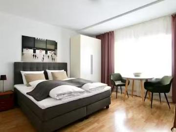 Studio in Bismarckstraße, Innenstadt