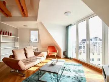 Studio in Bismarckstraße, Innenstadt