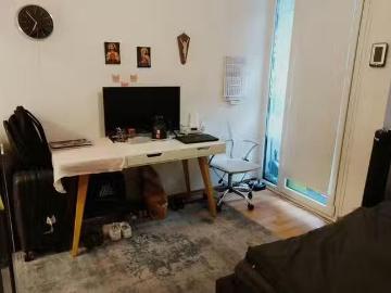 Studio in Brüsseler Straße, Innenstadt