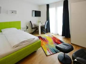 Studio in Gerauer Straße, Mörfelden