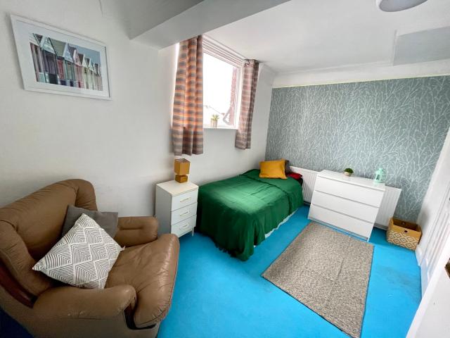 Studio in Walsall WS2 9AF