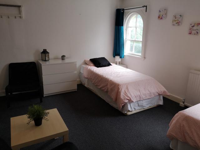 Studio in Dudley DY1 1LY