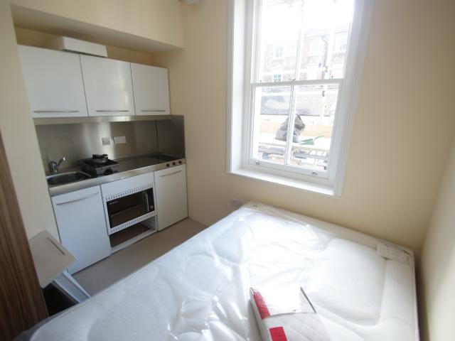 studio in Elmdale Road Studio 6, Ground Floor Back Right, Clifton, Bristol, BS8 1SL Abode