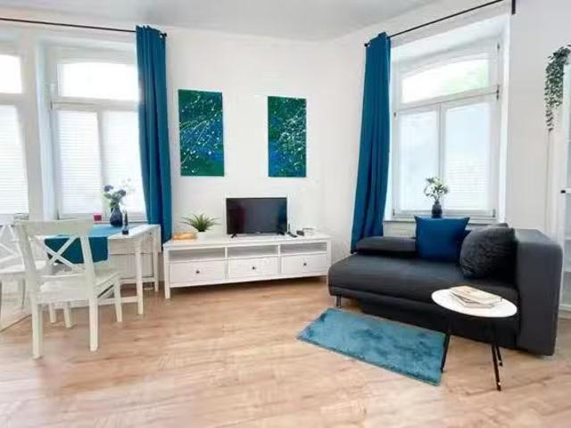 Studio in Karl Heine Straße, Alt West