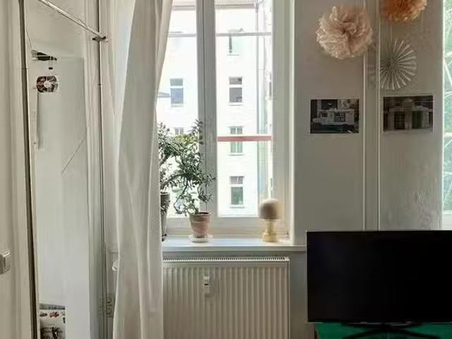 Studio in Kastanienallee, Prenzlauer Berg