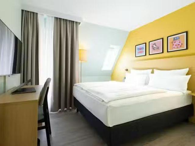 Studio in Kronprinzendamm, Bezirk Charlottenburg Wilmersdorf