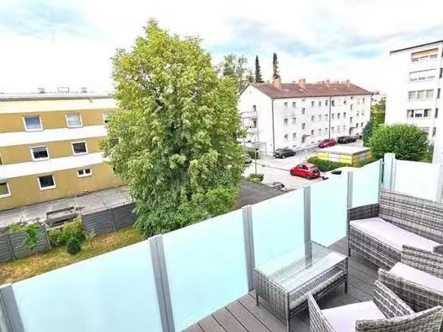 Studio in Haydnstraße, Germering