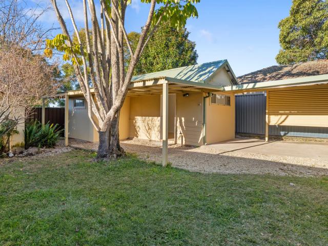 Studio in Jannali, 66B Georges River Road