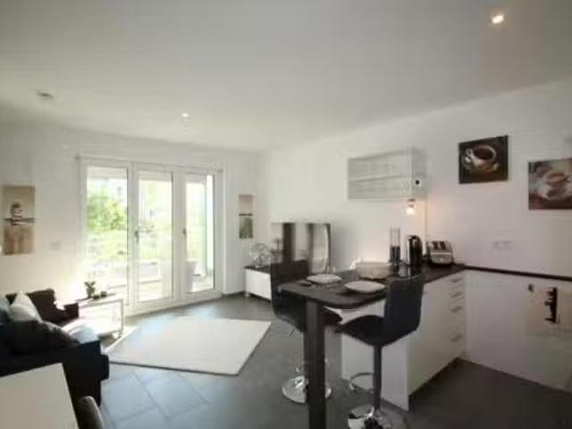 Studio in Offenbachstraße, Obermenzing