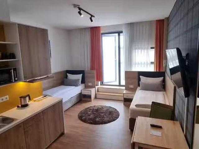 Studio in Lilienthalstraße, Hallbergmoos