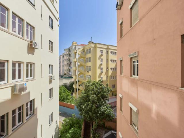 Studio in Lisbon close to metro station Studio C
