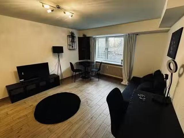 Studio in Schlesische Straße, Stadtbezirk 8