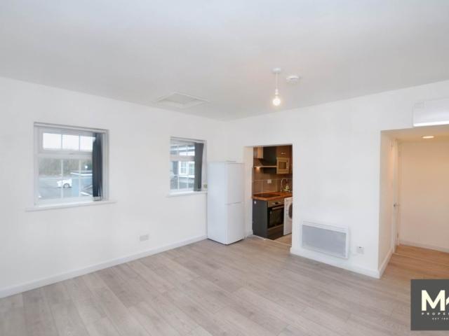 studio in Station Road, Northampton