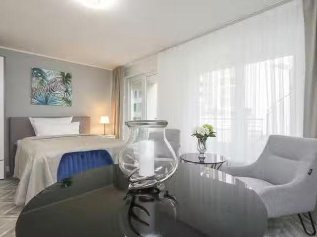 Studio in Straßburger Straße, Prenzlauer Berg