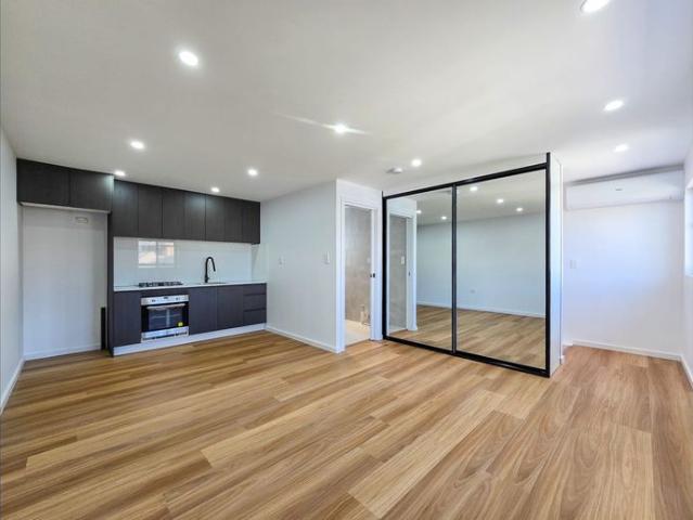 Studio in Prime Location