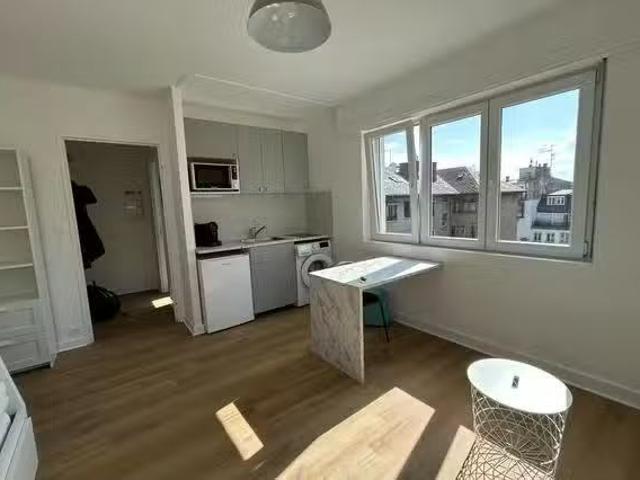 Studio in Quai de Paris, Kléber Gare