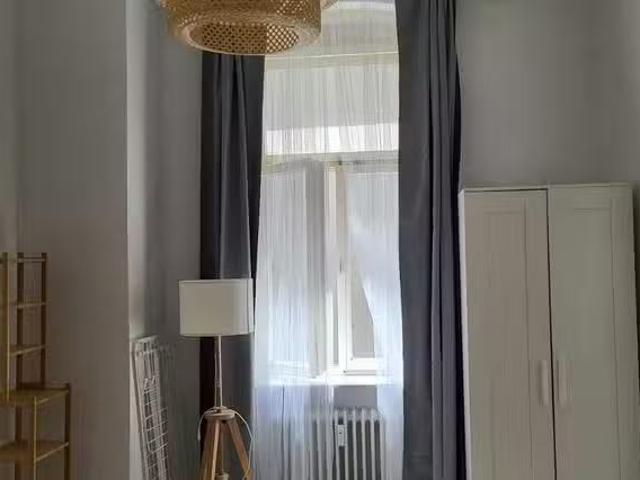 Studio in Reuterstraße, Neukölln