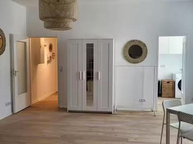 Studio in Reuterstraße, Neukölln
