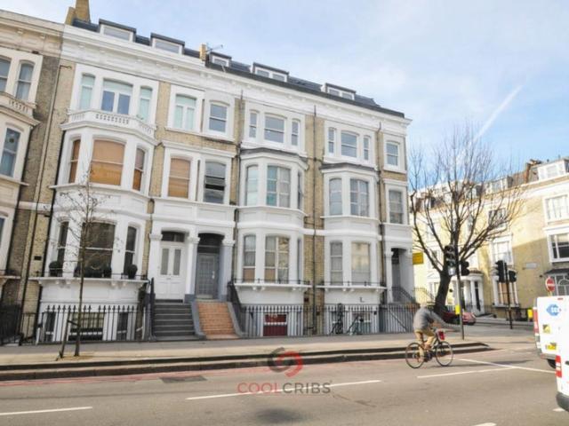 Studio in Warwick Road, Earls Court, London, SW5