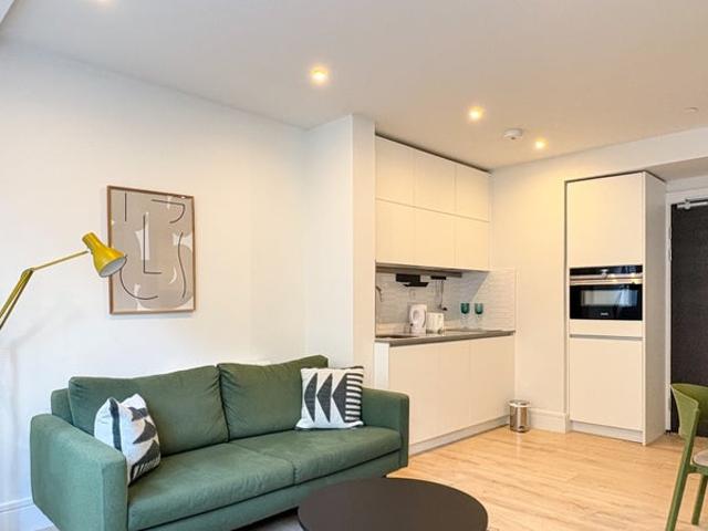 Studio in Wembley Park Book a Viewing