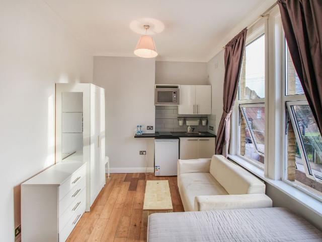 studio in Whittington Road, London, N22