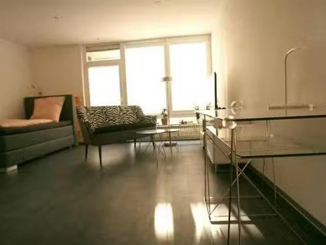 Studio in Wiener Weg, Junkersdorf