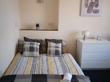 Studio in Willenhall WV13 2EX