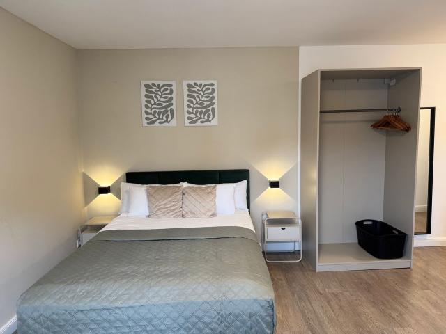 Studio in the heart of Düsseldorf 5 minutes to the city center, Dusseldorf Amsterdam Apartments for Rent