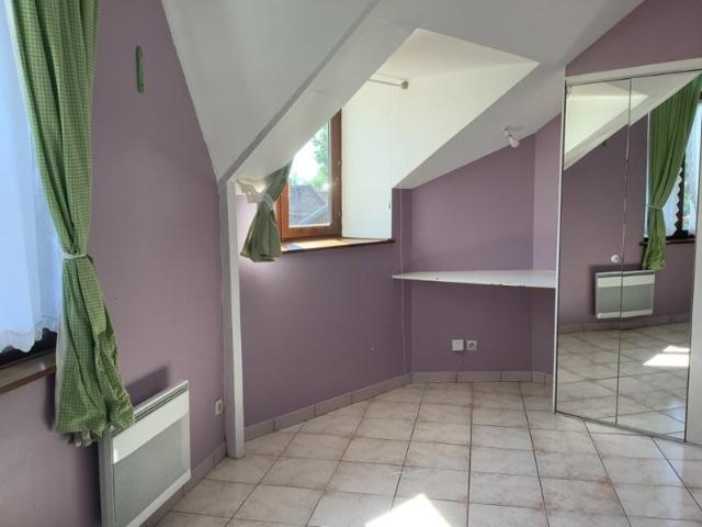 Studio idéalement situé au centre de FACHES THUMESNIL