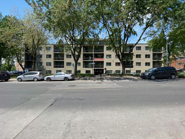 Studio, one and two bedroom apartments for rent in Mtl Nord!