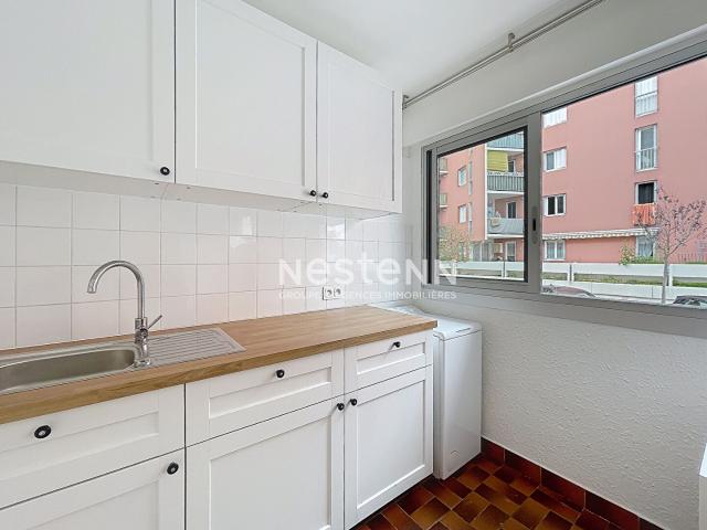 Studio loué Vide 27,41m² Double vitrage Rez de chaussée Location longue durée 3 ans renouvelable
