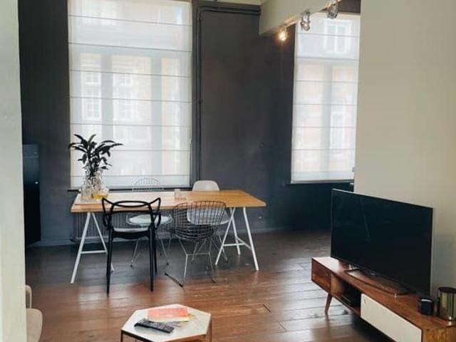 Studio lumineux à louer