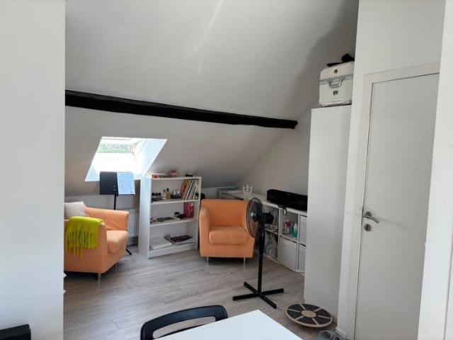 Studio lumineux à Saint Gilles