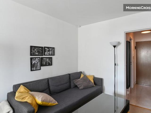 Studio lumineux au coeur de Paris
