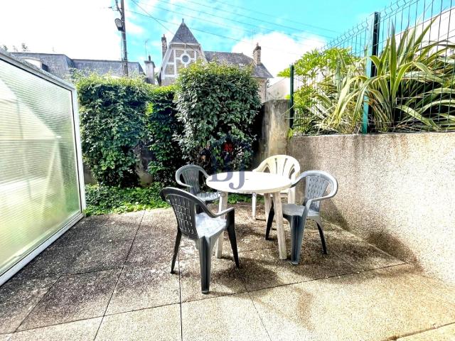 Studio lumineux avec grande terrasse Centre ville 18m² Rennes