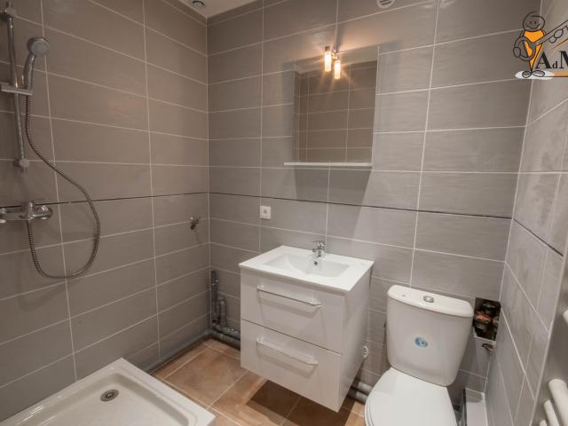 Studio lumineux de 24,51m² rez de chaussée en plein centre ville de Meaux
