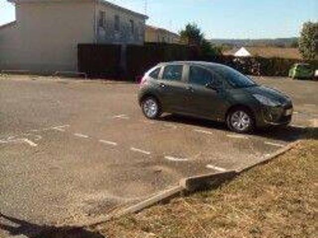 Studio lumineux en rez de chaussée avec parking – Villeneuve sur Lot