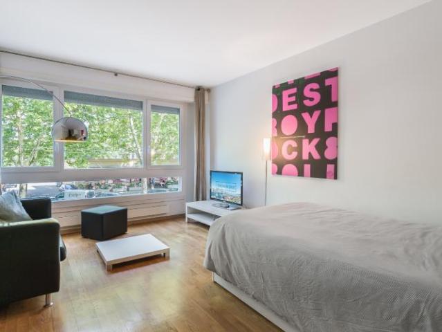 Studio lumineux et bien situé à Charmilles, Genève