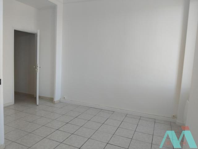 Studio lumineux rénové 29 m2 Vidauban
