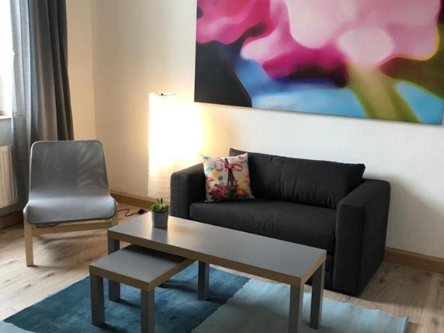 STUDIO M New 3 bedroom Apartment in Düsseldorf, Dusseldorf Amsterdam Apartments for Rent