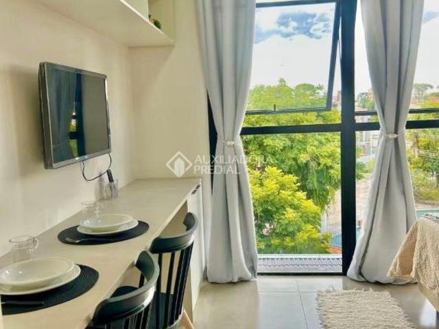 Studio mobiliado no bairro Cajuru Curitiba/PR