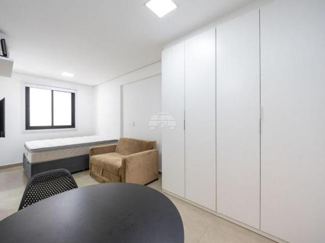 Studio Mobiliado a Venda no Centro de Curitiba