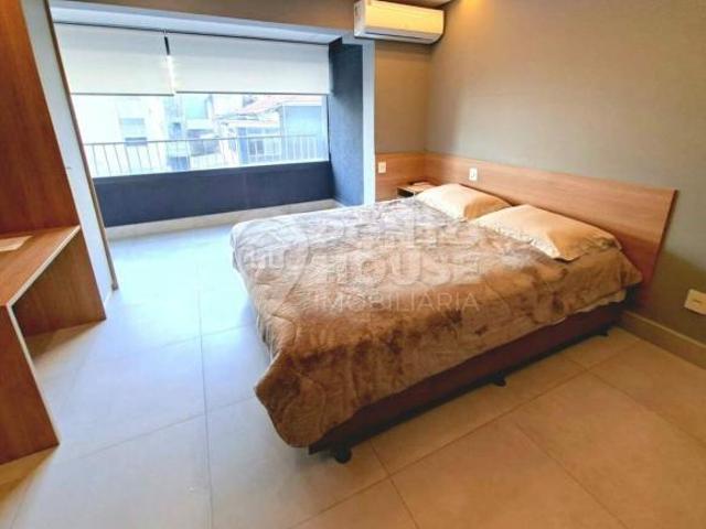 Studio mobiliado à venda, próximo a PUC, condomínio completo