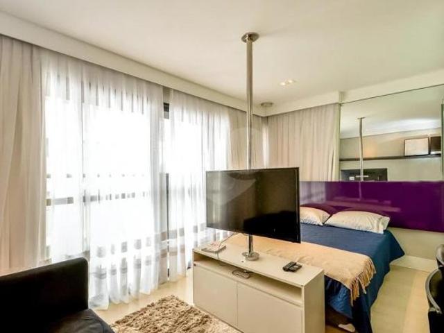 Studio Mobiliado de 34m² Próximo ao Parque Barigui