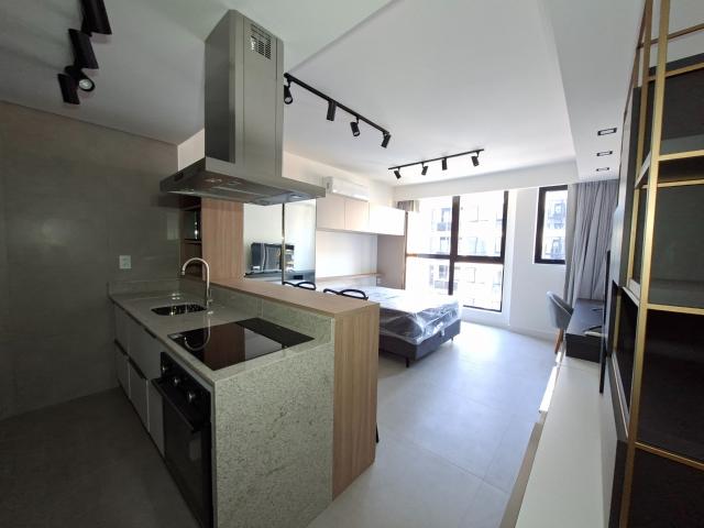 Studio mobiliado para alugar na Trindade