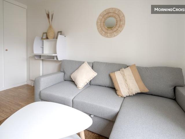 Studio moderne à Courbevoie
